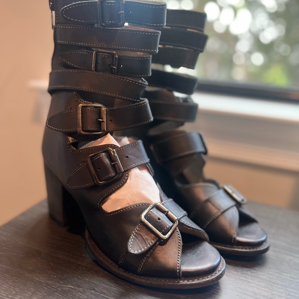 Freebird Bond Black Heeled Boots Sz 8 - Picture 2 of 4